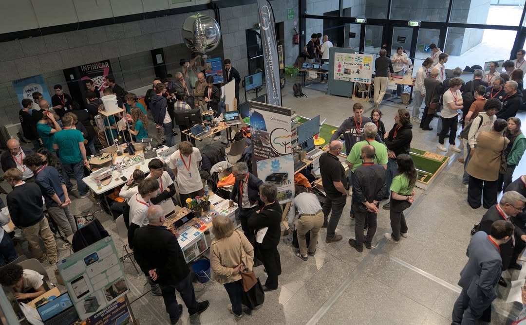 16e olympiades des sciences de l'ingénieur à la Cité des sciences et de l'industrie