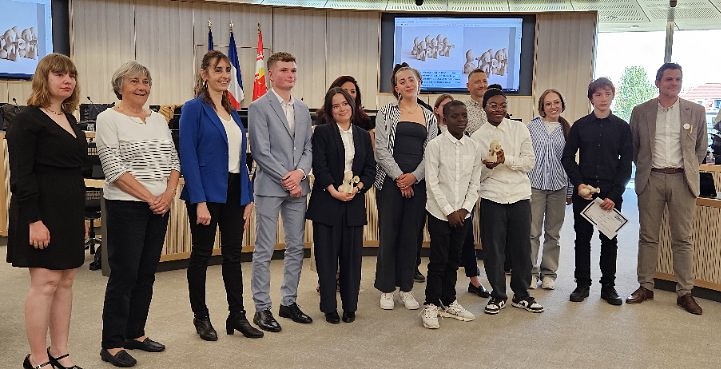 Concours des mots pour vaincre les maux