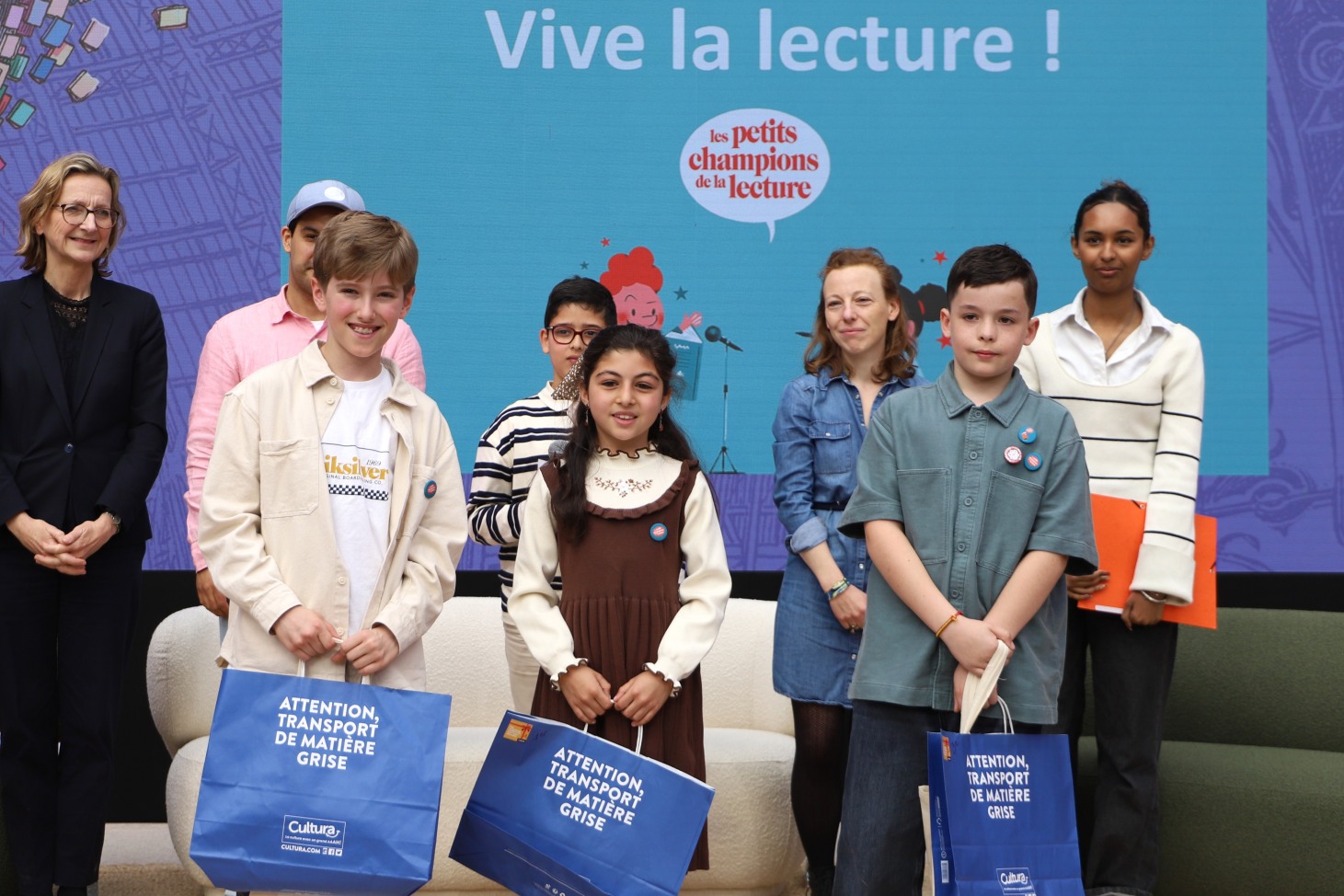 Podium de la finale IDF des Petits Champions de la Lecture 2026 au Grand Palais