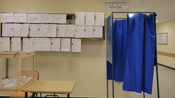 Bureau de vote à la semaine de la démocratie scolaire 2025