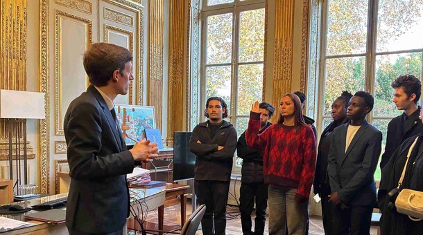 Lycéens invités au ministère de l’Éducation nationale pour la commémoration de l'Armistice du 11 novembre 1918