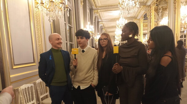 Jeunes jurés à la cérémonie de remise du prix Goncourt des lycéens 2025 à l'Elysée