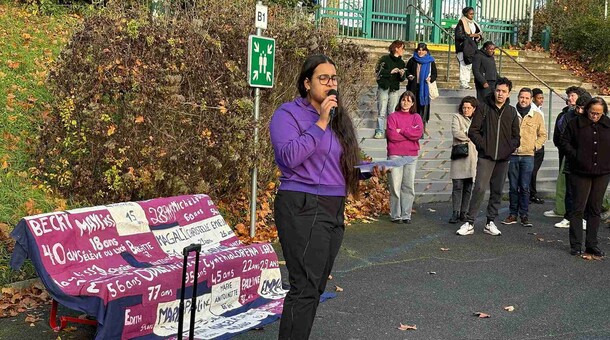 Hommage à des victimes de féminicides au lycée Romain-Rolland à Ivry-sur-Seine (94)