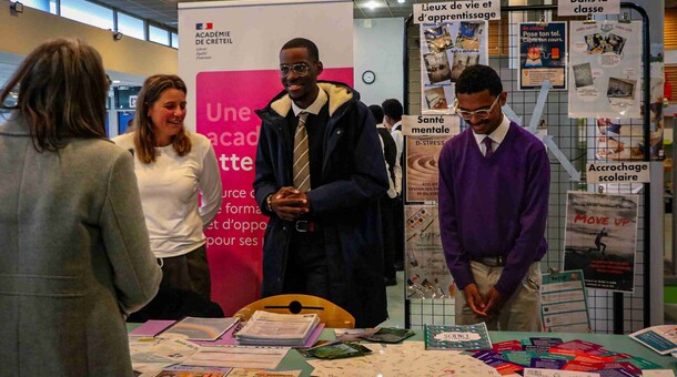 Stand projet au forum de lancement du nouveau projet académique 2026 - 2030