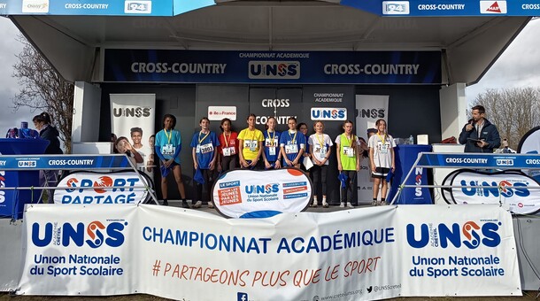 Podium au cross académique UNSS de décembre 2025